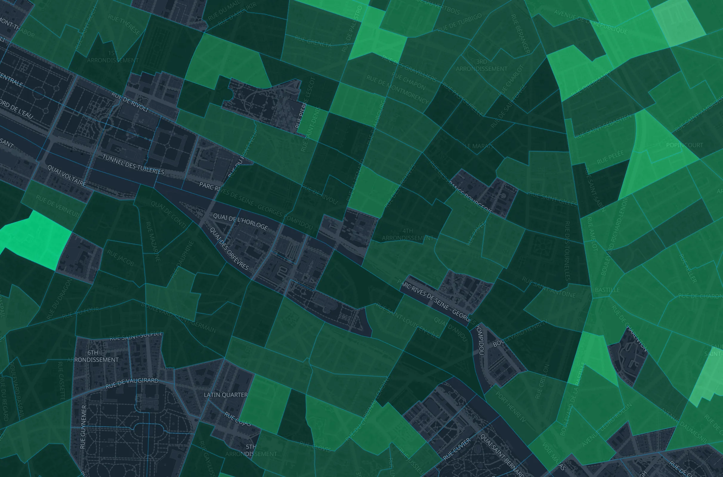 Carte Flipio du centre de Paris : chaque section cadastrale colorée selon sa médiane de prix au m², du vert vif pour les moins chères au vert sombre pour les plus chères